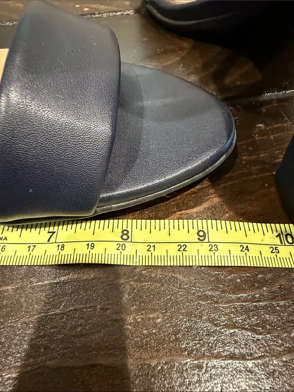 Naturalizer Navy Ankle-Strap Block Heel Sandals Size 9- Like New! - Picture 8 of 9